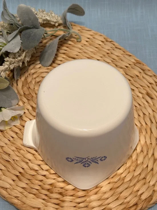 ✨💙 Vintage Corning Ware Blue Cornflower 
1-Quart Sauce Maker P-55-B - Picture 9 of 10